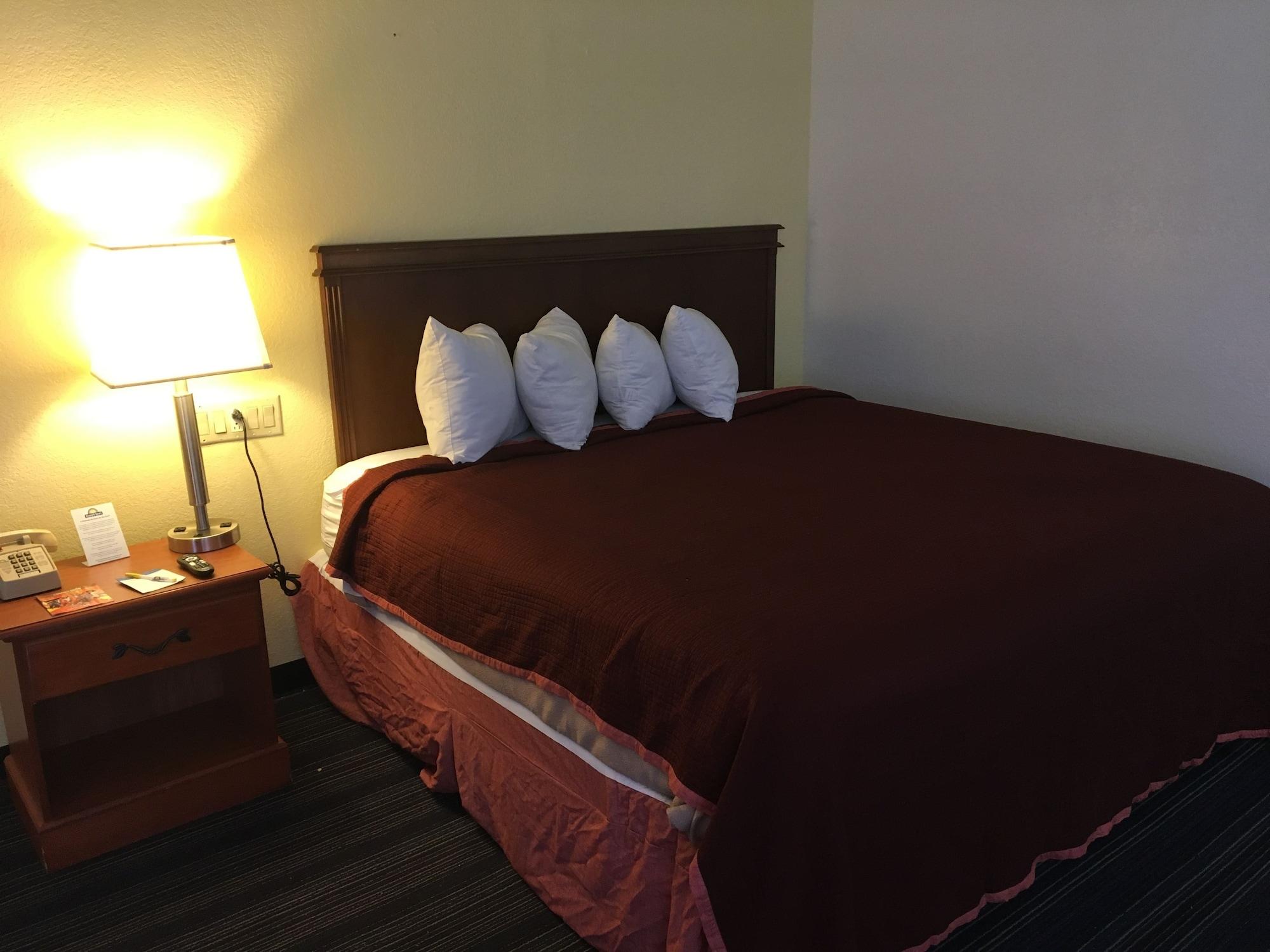 Days Inn By Wyndham Ocala North Exterior foto